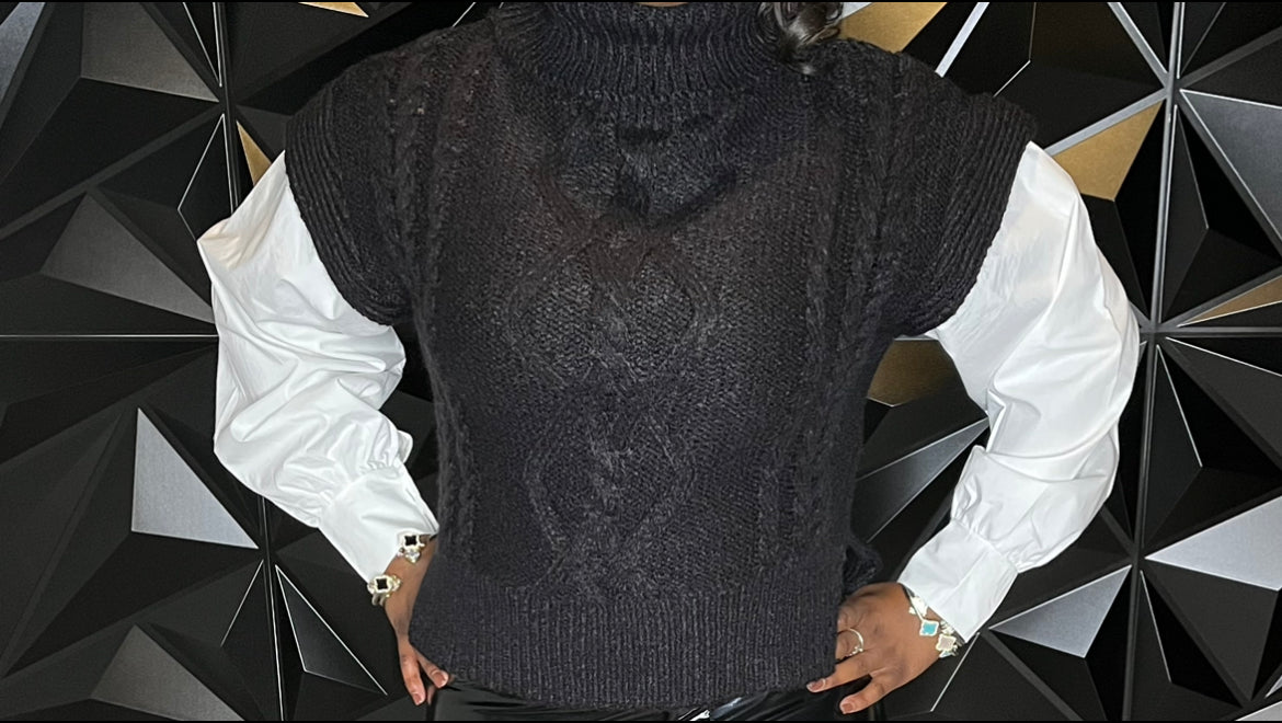 Black Turtleneck Sweater w/ Contrast Sleeves Top